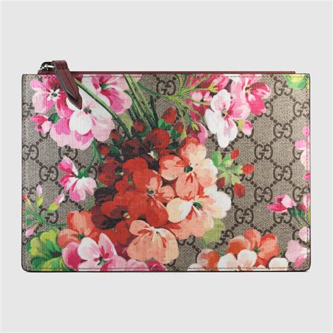 gucci pink mini flower pouch.